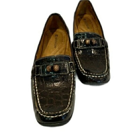 Naturalizer Shoes  - Picture 4 of 7